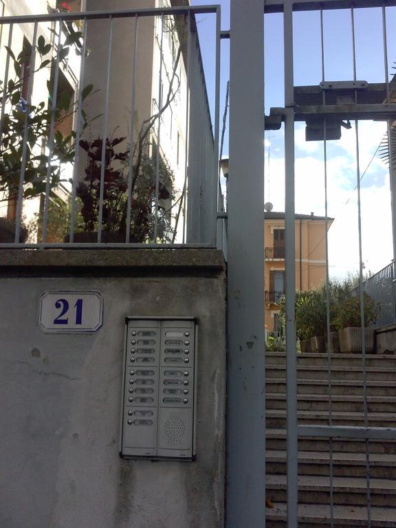 Bed and Breakfast Mansarda Raggio Di Sole Verona Exterior foto