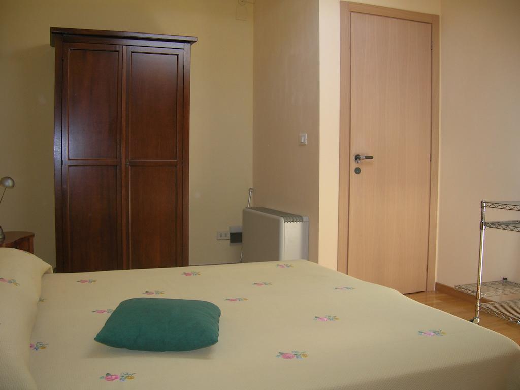 Bed and Breakfast Mansarda Raggio Di Sole Verona Habitación foto